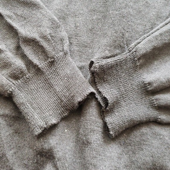 Prada Black Chic Feminine Designer Workcore Basic Knit Pullover Sweater Size 40 - Picture 6 of 6